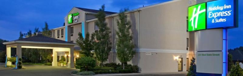 Holiday Inn Express hotel y Suites Alliance Exterior foto