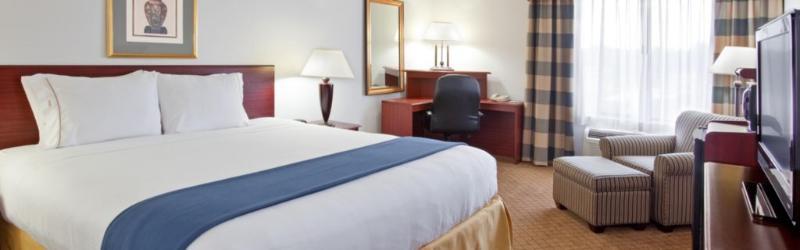 Holiday Inn Express hotel y Suites Alliance Exterior foto